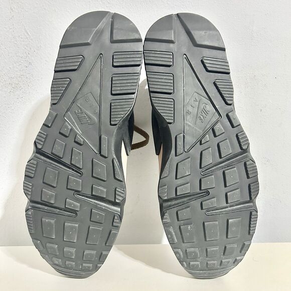 Nike Air Huarache LE “Toadstool” Men’s Size 11 Cushioned Lifestyle Sneakers main image 6